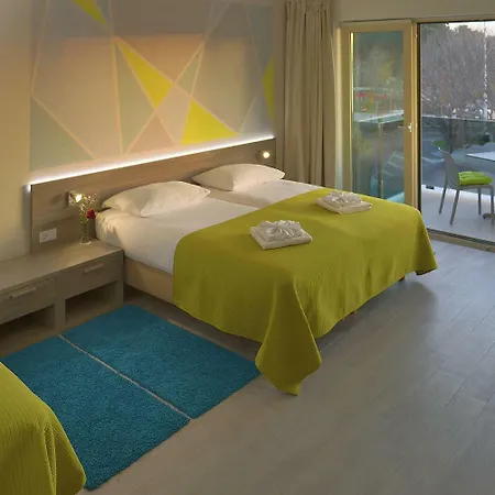 Modo Отель Пула