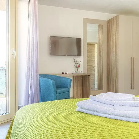 Отель Modo Пула