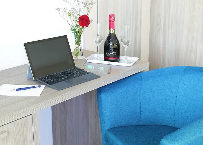 Отель Modo Пула